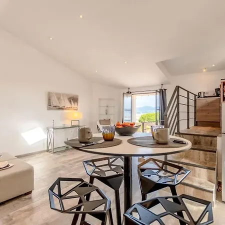 Loft Allard L Harbour Views L Shellter Apartment Saint-Tropez
