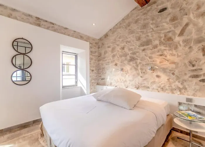 Loft Allard L Harbour Views L Shellter Apartment Saint-Tropez